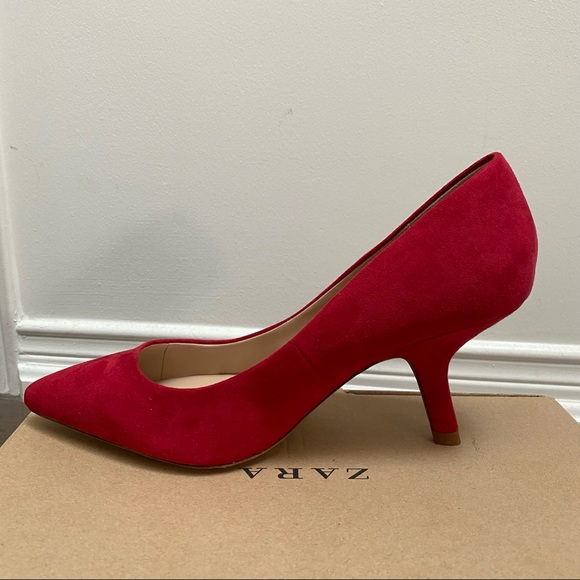 NIB Zara Red Suede Asymmetrical Heel Pumps - Picture 9 of 14